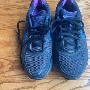 Brooks Black Athletic Shoes with Purple Accents